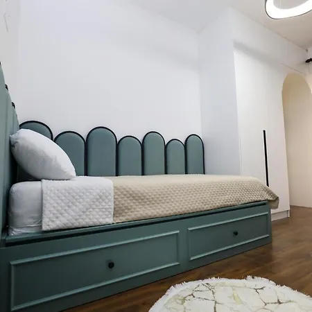 Center - Your Cosy Corner Apartment Tirana