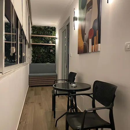 Center - Your Cosy Corner Apartment Tirana
